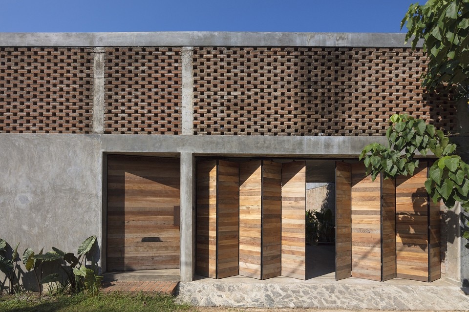  Palinda Kannangara Architects, casa per una coppia di artisti, Colombo, Sri Lanka, 2017