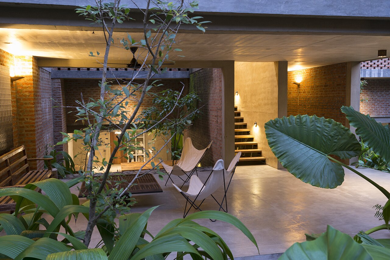 Sri Lanka. Palinda Kannangara built an artist’s residence in the paddies