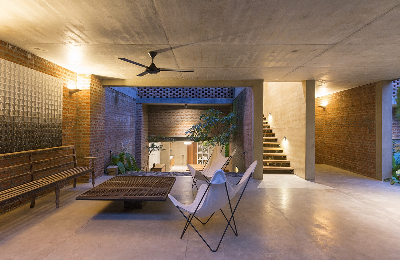 Sri Lanka. Palinda Kannangara built an artist’s residence in the paddies