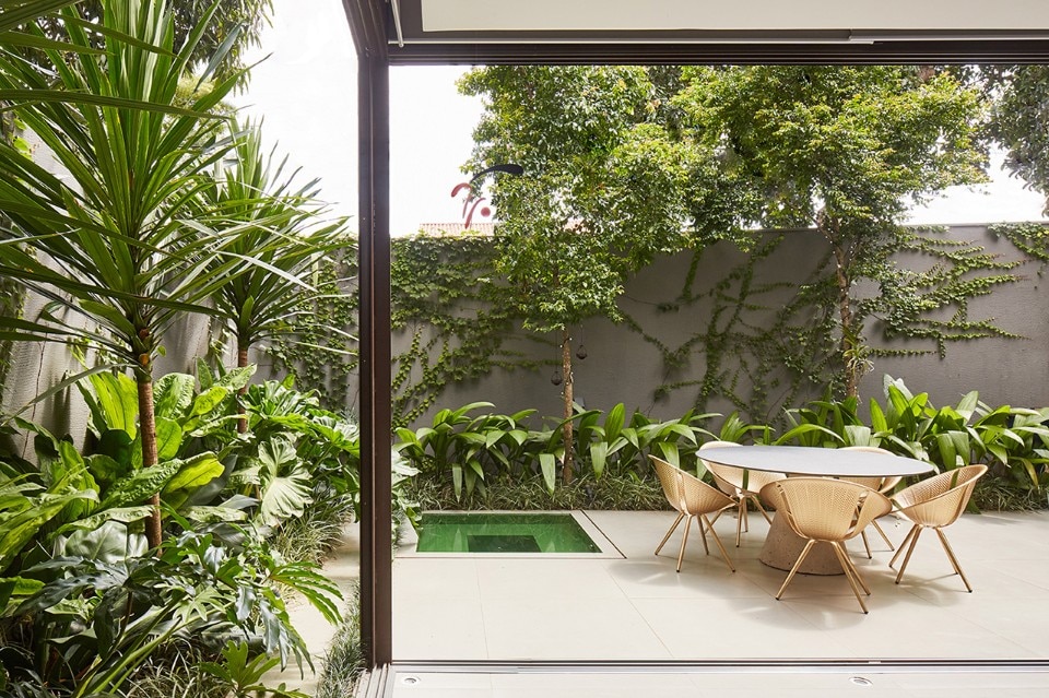 Brazil. The Box House: when an architect builds his own home