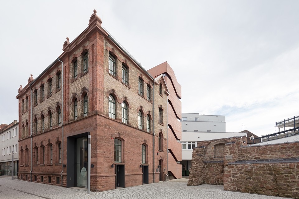 Heneghan Peng Architects, Museum Tonofenfabrik, Lahr, Baden-Württemberg, Germany, 2018. Photo Thomas Bruns
