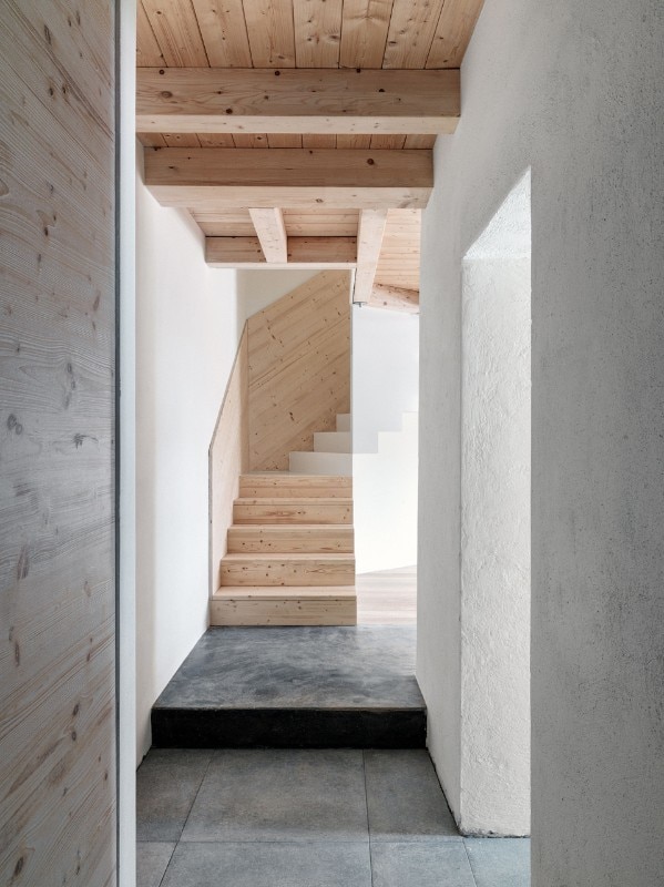 Interiors of the VG house by ESarch, Enrico Scaramellini Architetto