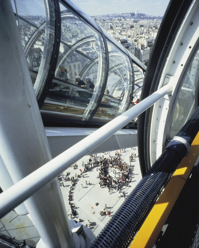 Looking down to the public space from the external escalators. Photo by Richard Einzig