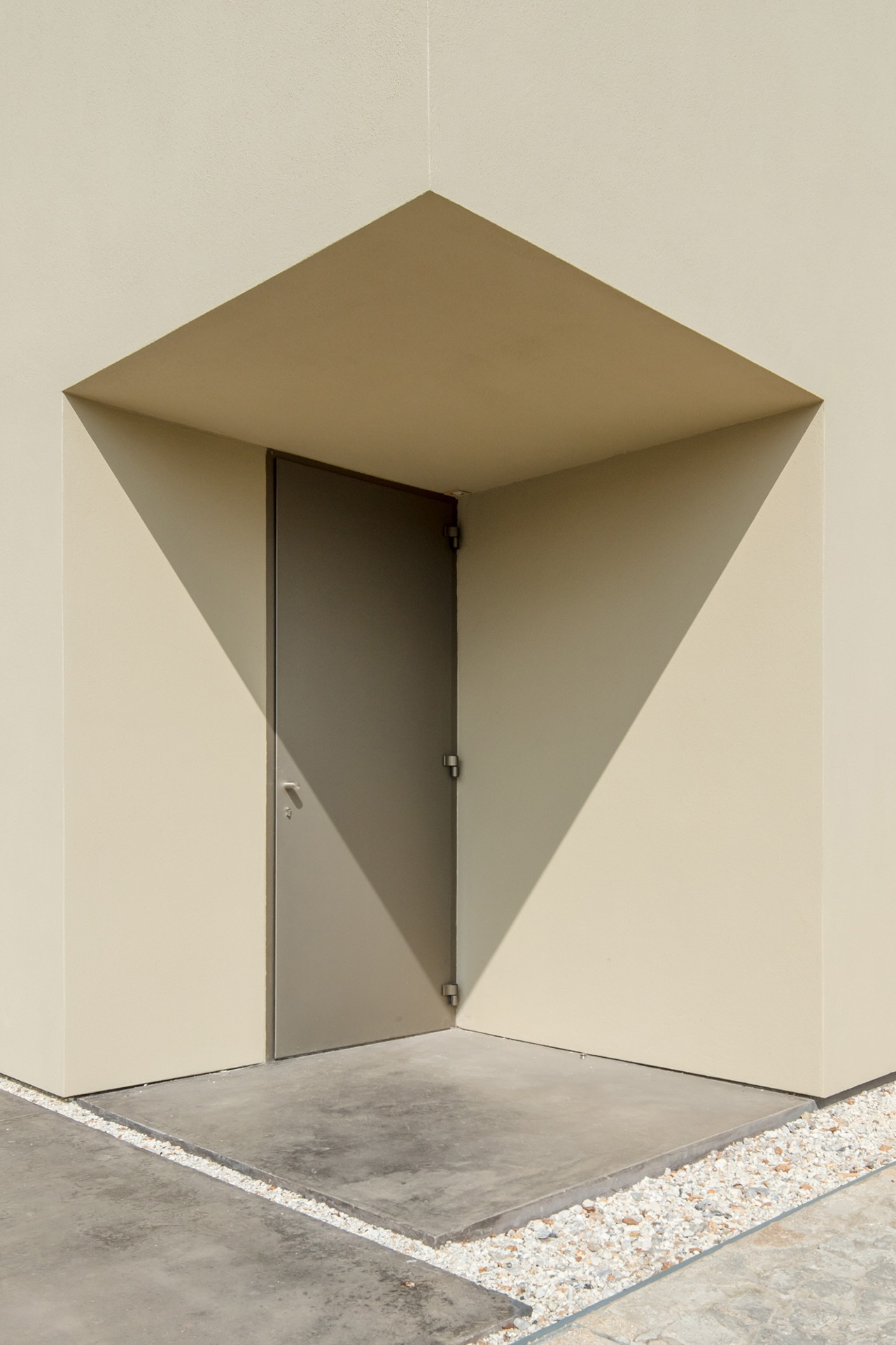 A cube, cuboid and cylinder intersect to create architecture studio in ...
