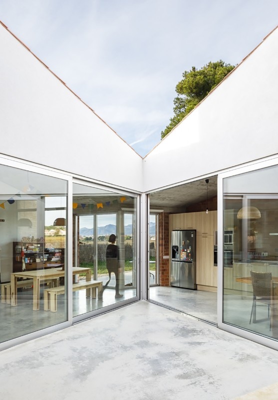 Jesús Perales, single-family house, Banyeres del Penedès, Spain, 2017 Jesús Perales, single-family house, Banyeres del Penedès, Spain, 2017