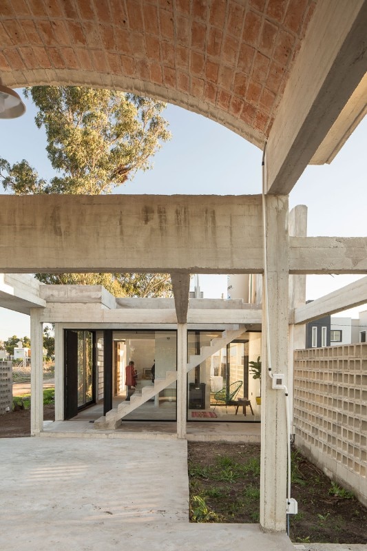 Reimers Risso Arquitectura, Casa Luisina, parque Sicardi, La Plata, Buenos Aires, Argentina, 2019. Foto Fernando Schapochnik