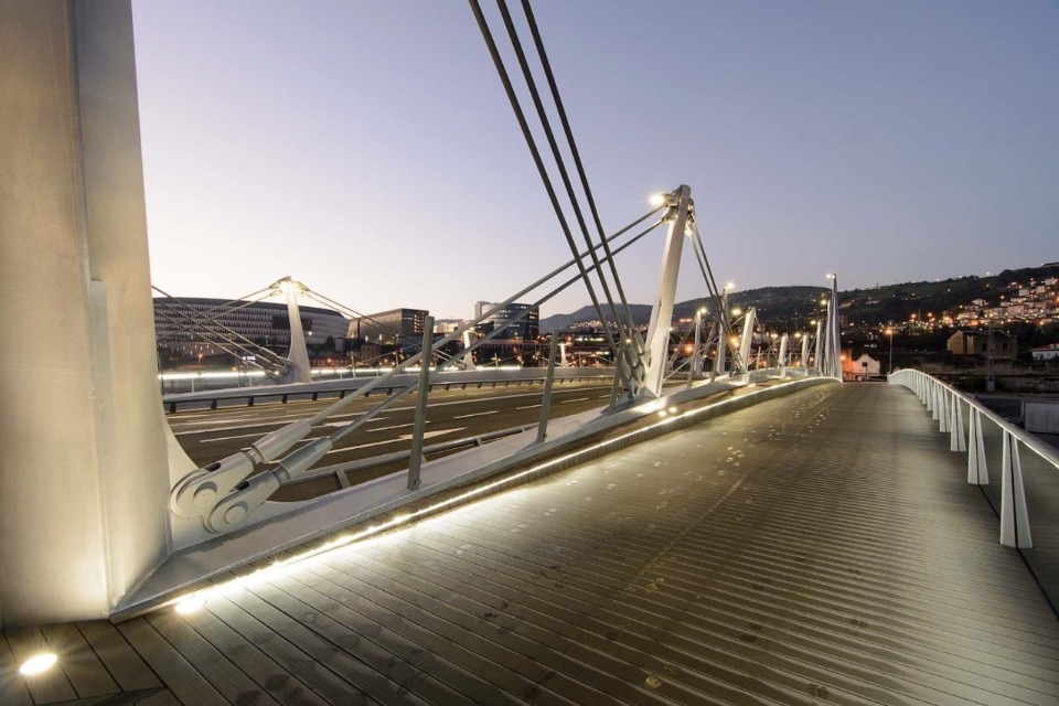 Ponte di La Salve, Frank Gehry, Bilbao. Courtesy Zorrotzaurre Managment Commission