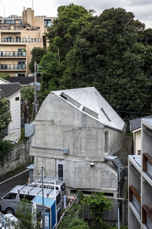 KOJI AOKI + AAOAA + a design, Restaurants in Azabu-juban, Tokyo, Japan 2022. Photo Takeshi YAMAGISHI	