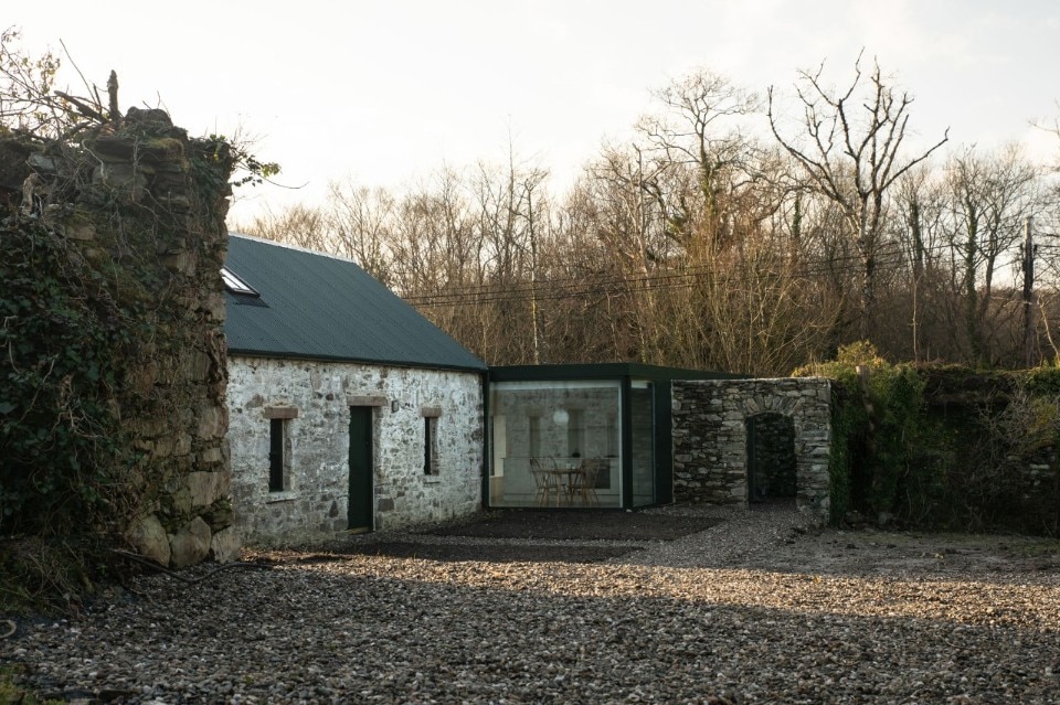Pasparakis Friel, Saltpans Cottage, Rathmullan, Co. Donegal, Ireland 2022. Photo Peter Molloy