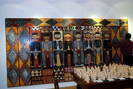 With “Game”, the curator and African artist Olu Oguibe retraced the tragic events that took place at the Genoa G8 in 2001, which was being held at the same time as the inauguration of the first Biennale di Ceramica