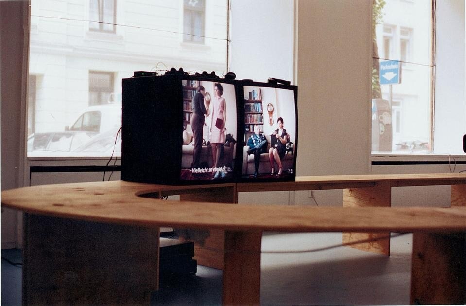 Asli Sungu,
<i>Just like mother, just
Like father</i>, 2006 Asli Sungu,
<i>Just like mother, just
Like father</i>, 2006