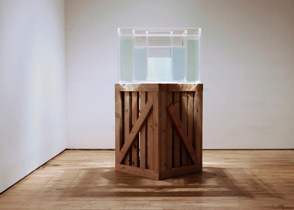 <i>{acqua salata [acqua dolce (acqua distillata) acqua dolce] acqua salata}</i>,
mixed media, 2010 (courtesy of the artists).