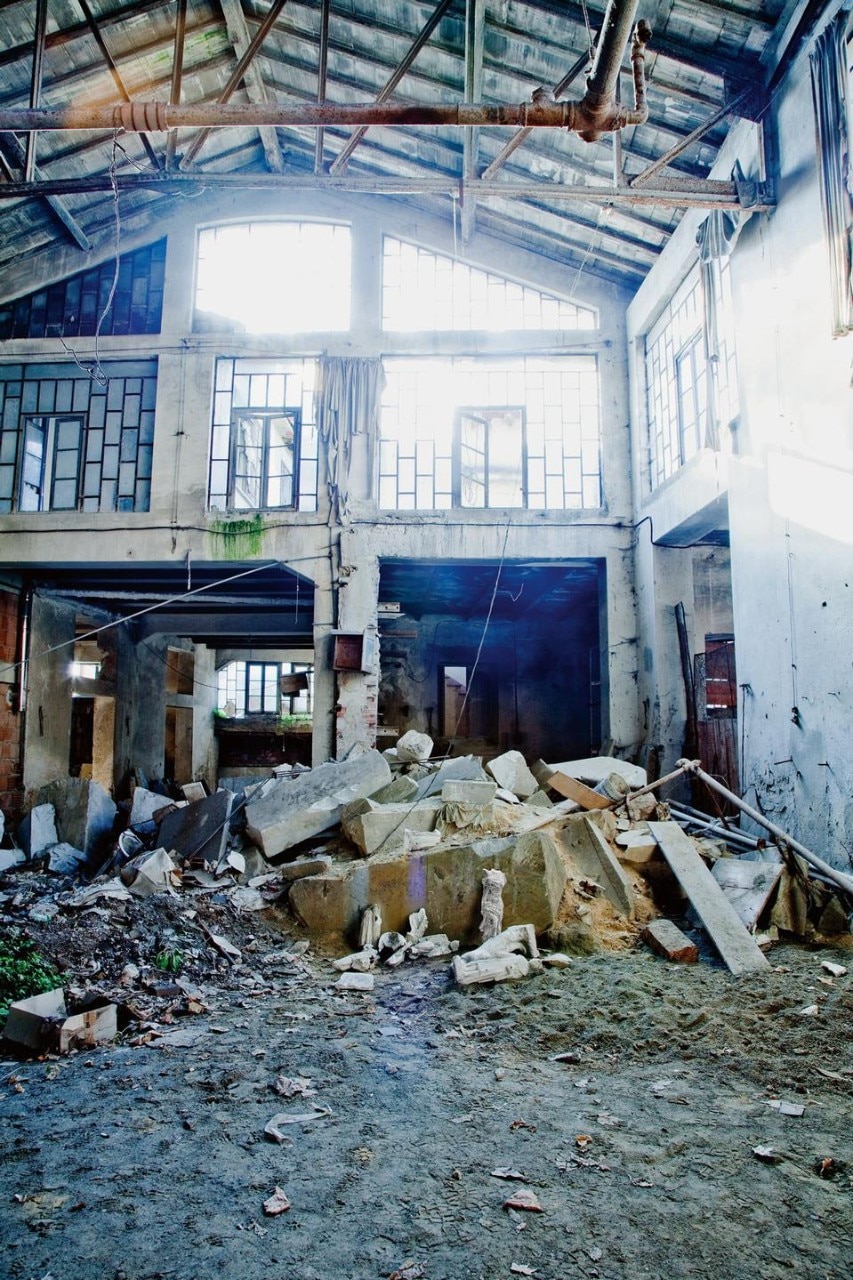 Ex-Corsi-Nicolai marble
workshop, venue for Antony Gormley’s
work. Photo Stefano Lanzardo
