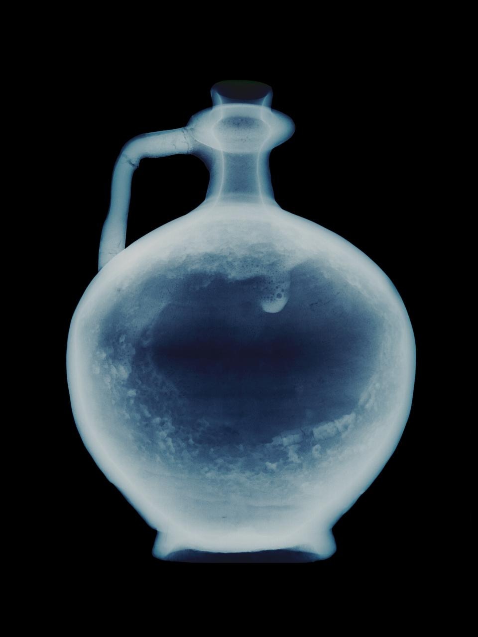 <i>History’s Shadow</i> AV5, 2010
Courtesy of the artist and Haines Gallery

