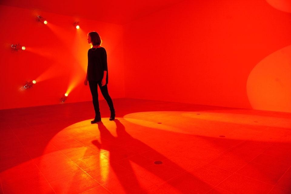 Top: David Batchelor, <em>Magic Hour</em> (2004-2007). ©the artist/DACS. Courtesy the artist and Galeria Leme, São Paulo. Above: Ann Veronica Janssens, <em>Rose</em> (2007). ©the artist/DACS
Top: David Batchelor, <em>Magic Hour</em> (2004-2007). ©the artist/DACS. Courtesy the artist and Galeria Leme, São Paulo. Above: Ann Veronica Janssens, <em>Rose</em> (2007). ©the artist/DACS