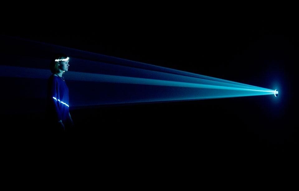 Anthony McCall, <em>You and I, Horizontal</em> (2005). ©the artist. Courtesy of the artist and Sprüth Magers Berlin London
Anthony McCall, <em>You and I, Horizontal</em> (2005). ©the artist. Courtesy of the artist and Sprüth Magers Berlin London