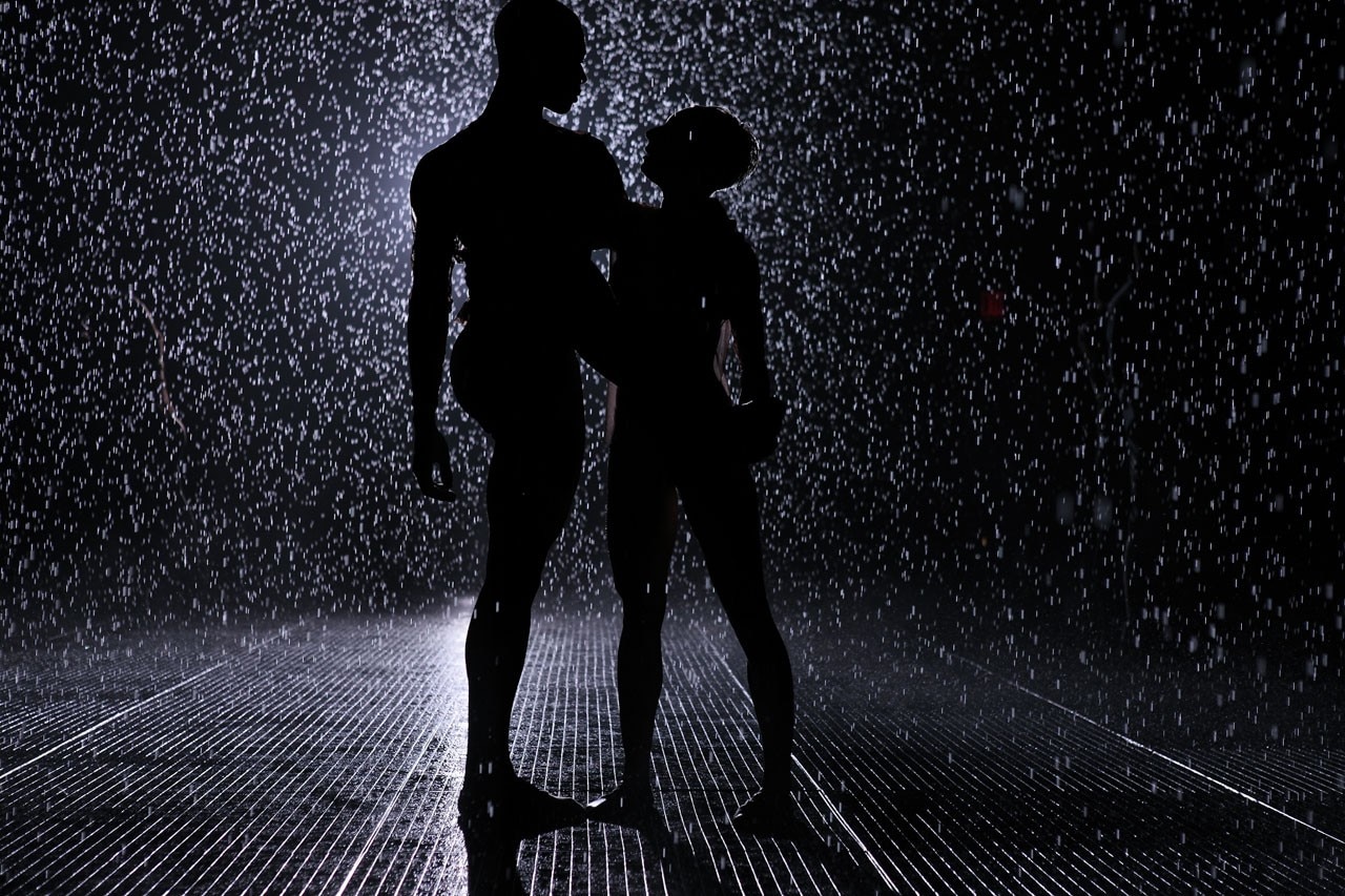 Installation view of Random International’s Rain Room at The Museum of Modern Art, as part of MoMA PS1′s EXPO 1: New York, 2013. Photo Charles Roussel