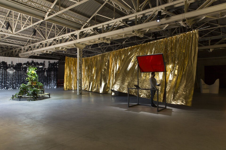 Céline Condorelli, view of the ehxibition bau bau. Courtesy Fondazione HangarBicocca, Milan. Photo Agostino Osio