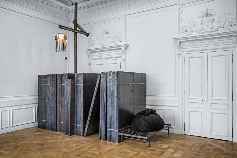 Jannis Kounellis, exhibition view at the Monnaie de Paris, 2016