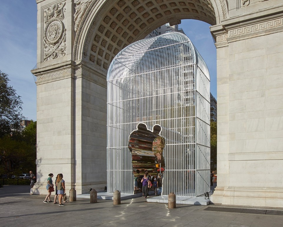 Ai Weiwei, Arch, 2017. Courtesy Ai Weiwei Studio/ Frahm & Frahm. Foto Jason Wyche, courtesy Public Art Fund, NY