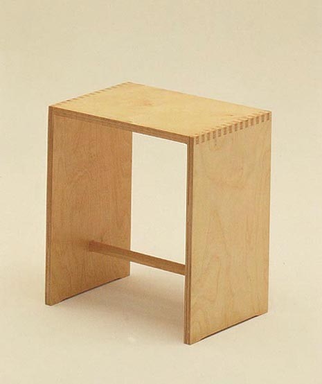 L‘Ulmer Hocker (stool by Ulm) – symbol of purist and functionalist German design