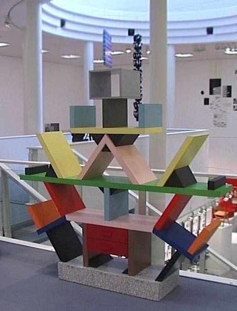 Carlton shelving by Ettore Sottsass – a symbol for the “anti-design” of the group Memphis