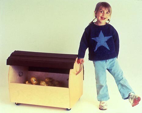 Petit Beurre, a “little friend” which lives in a house where the roof doubles as an easel