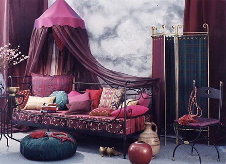 Beyer and Sander choose the fascination of the Orient for their interior. Photo by Uwe Dahlmann