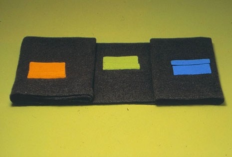 Shawl with pockets, Fibre Tibet collection