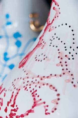 Decor merges with embroidery in the Princess porcelain vase, for the Het Princessehof Museum in Leeuwarden, 2000
