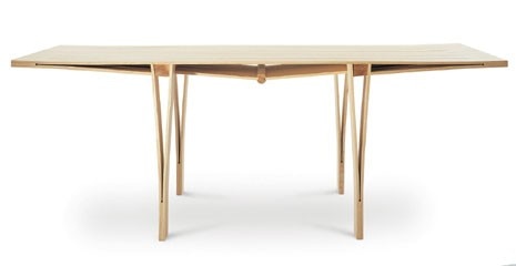 The table “right in-tension” by Saleem Bhatri, in Paris