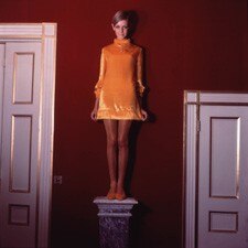 Cecil Beaton, <i>Twiggy at 8 Pelham Place</i>, 1967. Vogue © The Condé Nast Publications Ltd / Courtesy Sotheby's 