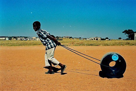 Q-Drum. Designer: P. J. and J. P. S. Hendrikse 
Manufacturer: Kaymac, Pretoria, South Africa, 1993. Photo P. J. Hendrikse, 1993 