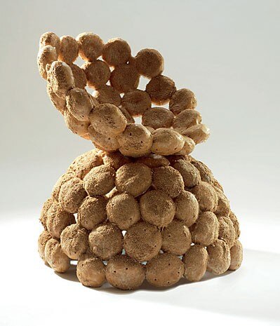 00
grade flour, water, salt, malt, brewer’s yeast,
fish glue in granules for the chair by U. Bosco,
E. Papili, F. Paternò, L. Sanges 
