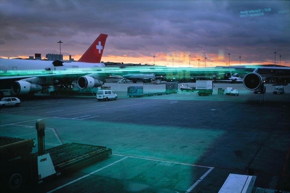 Peter Fischli and David Weiss, Airport Zürich, Offset print, 2002/2007 © Peter Fischli and  
David Weiss, courtesy Galerie Eva Presenhuber, Zurich; Sprüth Magers, Berlin/London; 
Matthew Marks Gallery, New York
