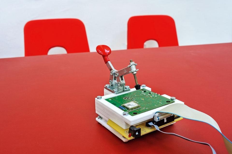 One of the
programming jigs used
during the Little Printer
factory production run,
custom-made at BERG One of the
programming jigs used
during the Little Printer
factory production run,
custom-made at BERG