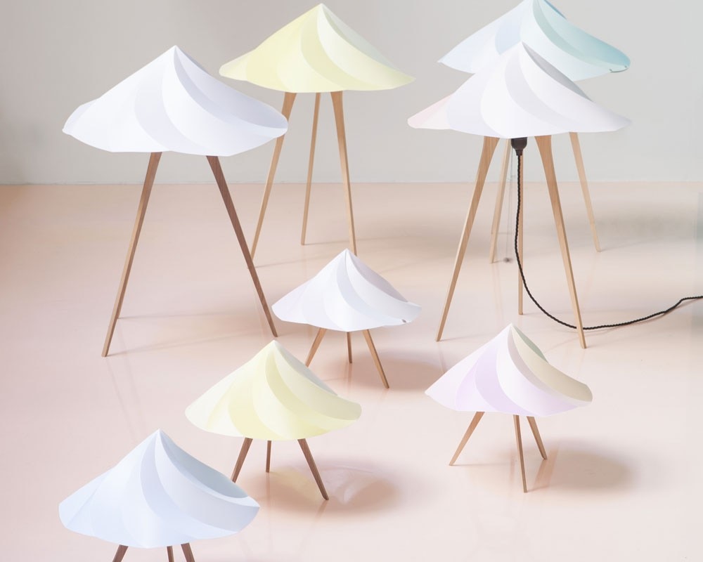 Constance Guisset, Chantilly lamps, Moustache