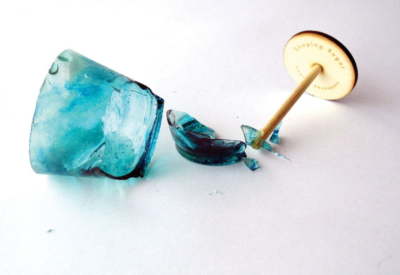 Amélia Desnoyers: Shaping Sugar