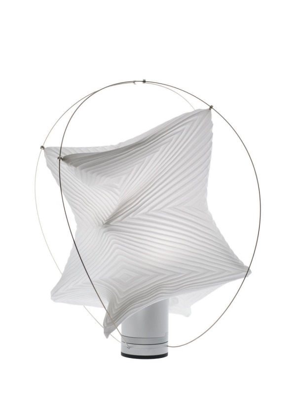 Luci e ombre in tessuto 3D