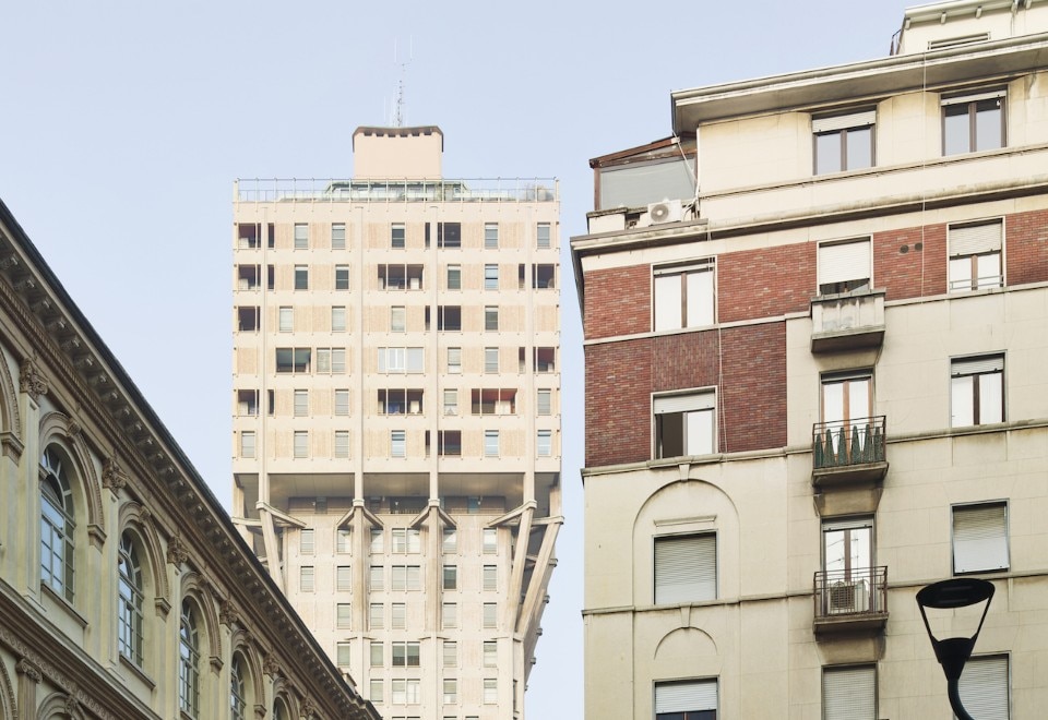 Domus Discovering Cities