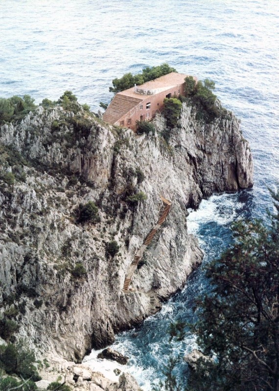 Domus 605 / April 1980 page details. Adalberto Libera's Villa Malaparte, Capri, 1938
