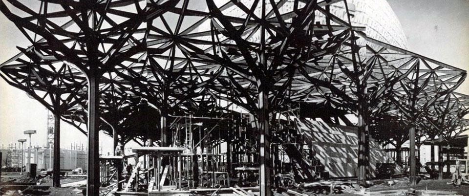 <em>Il padiglione sospeso di Charles Eames</em> ["Charles Eames' suspended pavilion"], Domus 424 / March 1965 page details
