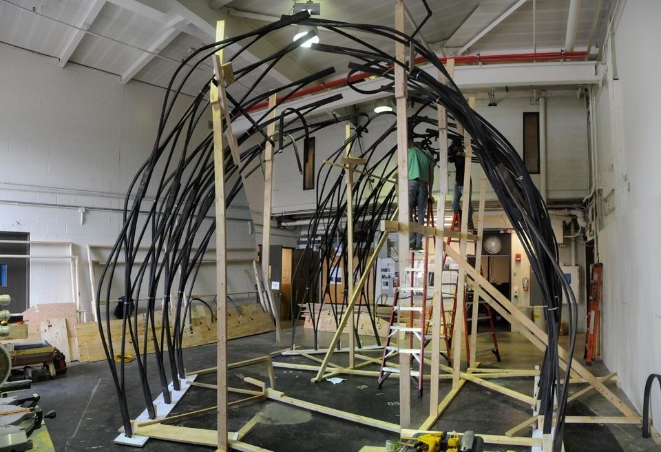 Josh Bard, Steven Mankouche, and Tsz Yan Ng, <em>Digital Steam Bending</em>, Research through Making 2009 Josh Bard, Steven Mankouche, and Tsz Yan Ng, <em>Digital Steam Bending</em>, Research through Making 2009