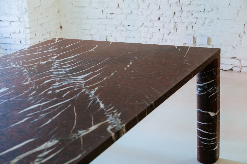 Michael Anastassiades, Love Me, Love Me Not collezione di 4 tavoli per Salvatori. Photo Gabriele Zanon Michael Anastassiades, Love Me, Love Me Not collezione di 4 tavoli per Salvatori. Photo Gabriele Zanon