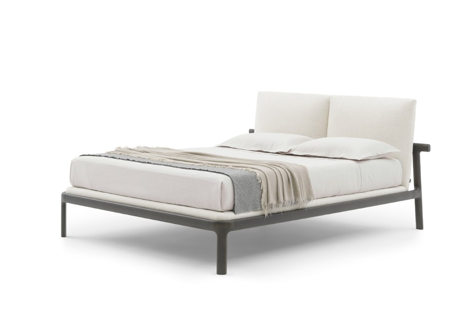Fushimi bed by Philippe Tabet for Pianca