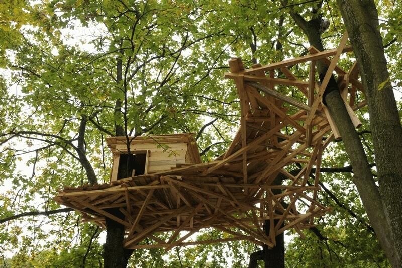 Kawamata's Berlin Tree Huts - Domus