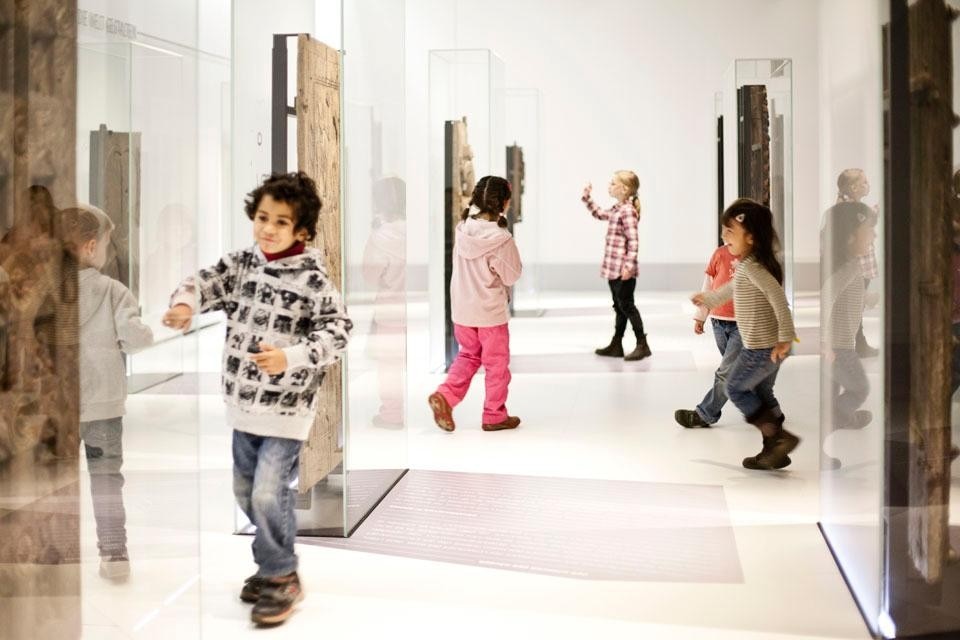 Doors, Room: Transition
