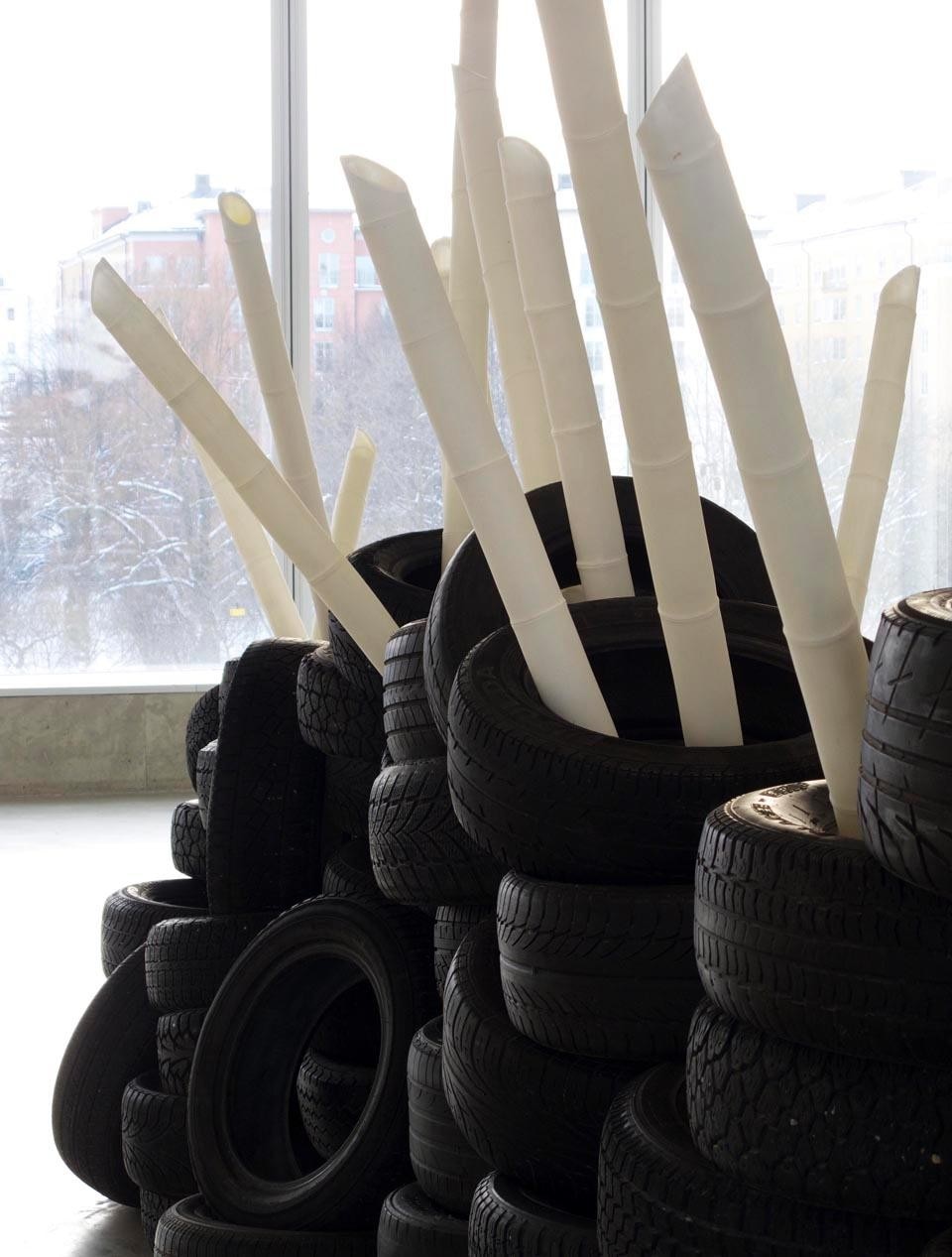 Gardar Eide Einarsson, <i>Barricade (Stockholm)</i>, 2011.