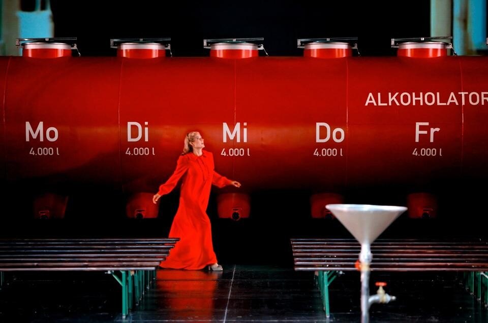 Tannhäuser at Bayreuther Festspiele, Act 1. Photo Bayreuther Festspiele / Enrico Nawrath.
