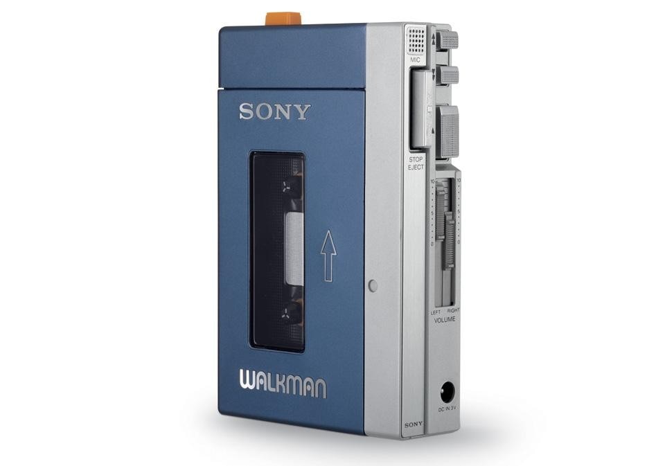 Sony Walkman TPSL2, 1979. Sony Walkman TPSL2, 1979.